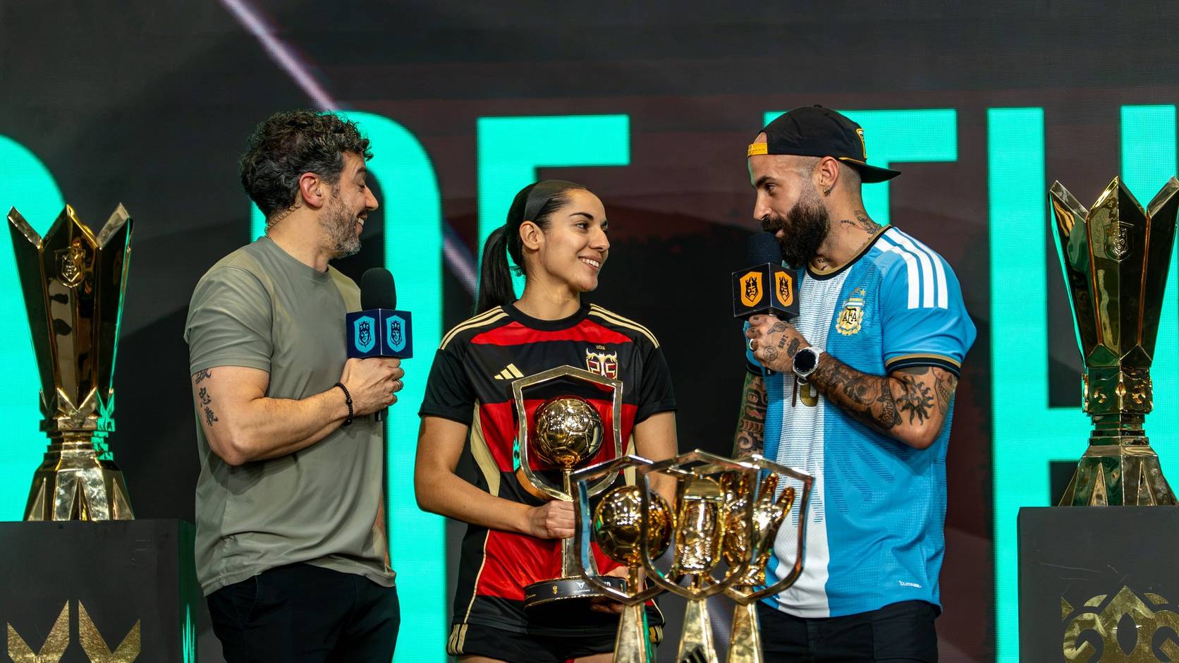 Judith Góngora, MVP de la final de la Queens Cup Mexico, y seis de Peluche Caligari en el 7 ideal