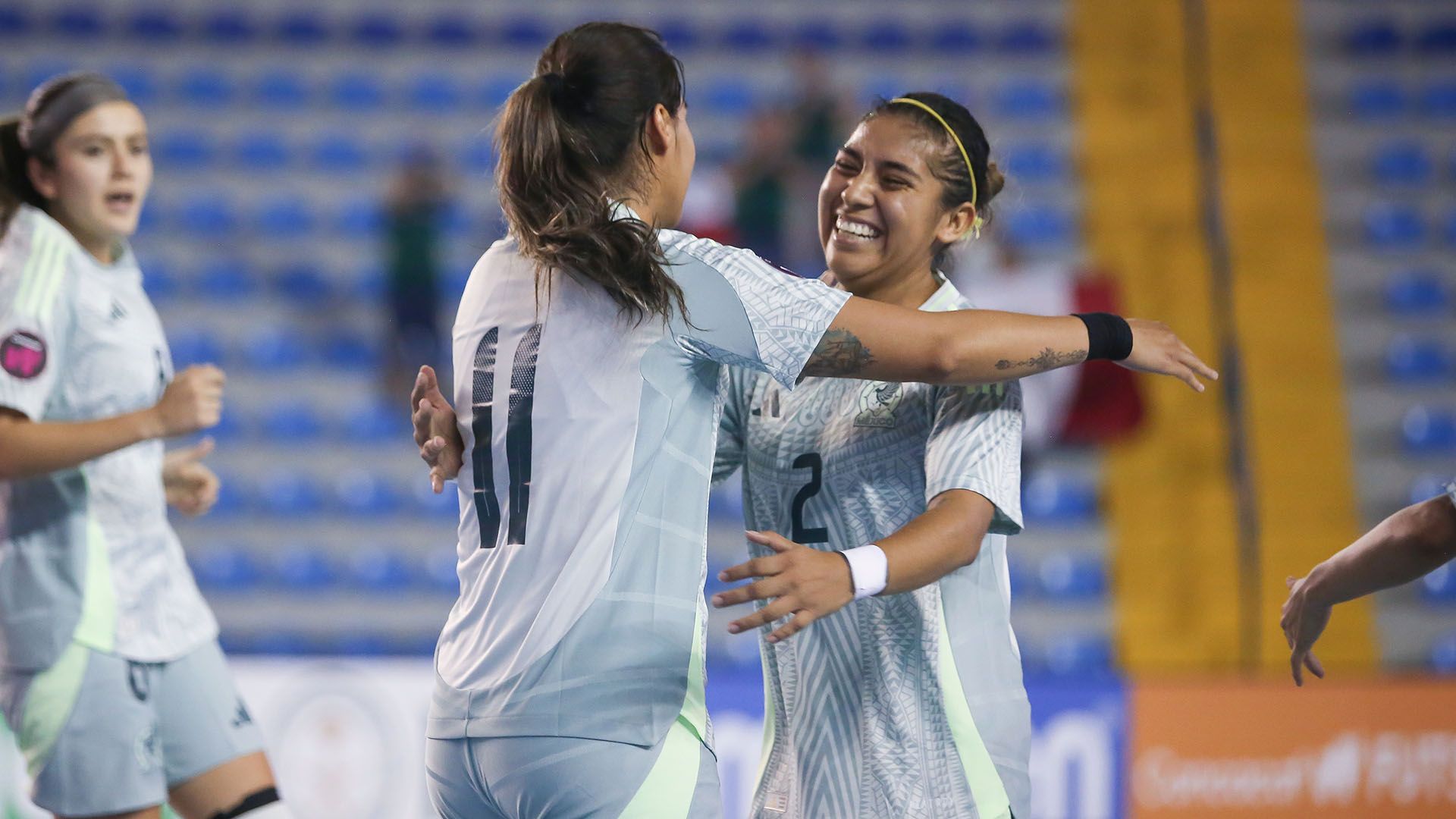 Jugadoras de Queens Americas brillan con el Tri de Futsal Femenil