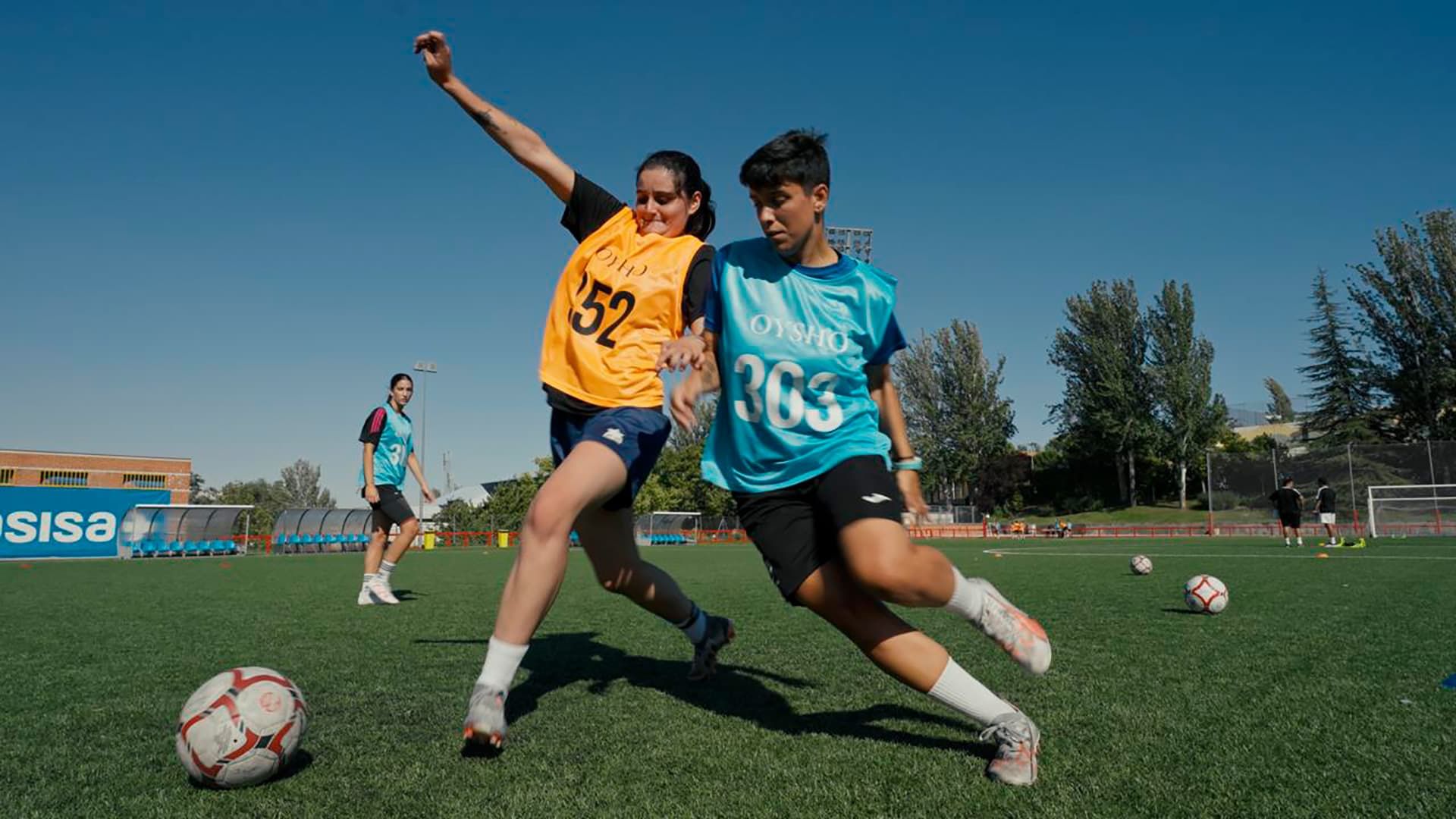 Tryouts Madrid: Varias futbolistas luchan por las becas para el Draft