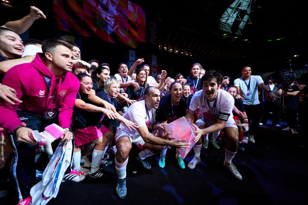 Porcinos FC gana la Kingdom Cup en un Palau Sant Jordi entregado - Blog Kings &amp; Queens League Spain